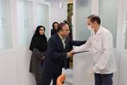 بازدید مدیر رفاه و سلامت کارکنان دانشگاه علوم پزشکی تهران از مرکز پیشگیری و سلامت دهان و دندان همزمان با روز دندانپزشک