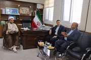 دیدار رئیس شبکه بهداشت و درمان اسلامشهر به همراه معاون بودجه دانشگاه با امام جمعه شهرستان اسلامشهر