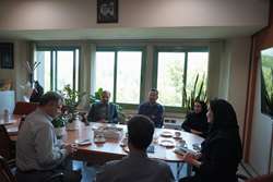 قدردانی رئیس مرکز فناوری اطلاعات و تحلیل داده دانشگاه علوم پزشکی تهران از تیم معاونت توسعه 