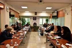 تأکید دکتر حمید چوبینه بر «انضباط مالی» و «ساماندهی عادلانه نظام پرداخت‌ها»