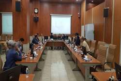 برگزاری جلسه کمیته فنی بازرگانی با حضور اعضای کمیته و کارشناسان مربوطه