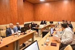 برگزاری جلسه کمیته فنی بازرگانی جهت بررسی اسناد مربوط به مناقصه محدود دو مرحله ای با حضور اعضای کمیته 