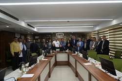 تأکید بر مدیریت بحران، توسعه خدمات رفاهی و تداوم نهضت خدمت‌رسانی دارویی در دانشگاه علوم پزشکی تهران