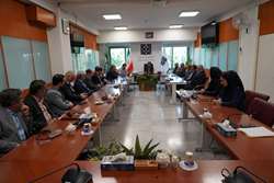 مدیریت منابع در شرایط دشوار؛ تأکید معاون توسعه دانشگاه علوم پزشکی تهران بر انضباط مالی و حفظ سرمایه‌های انسانی