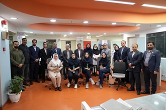 تجلیل معاون توسعه دانشگاه علوم پزشکی تهران از پرستاران مجتمع بیمارستانی امام خمینی (ره)