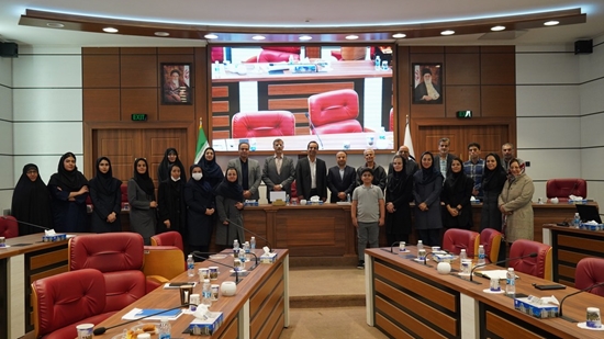 نشستی صمیمانه با موضوع آموزه‌های سعدی در زندگی کنونی در دانشگاه علوم پزشکی تهران برگزار شد 