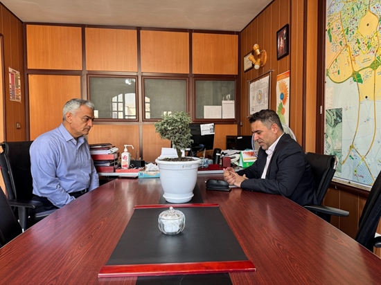 نشست مدیر امور حقوقی دانشگاه با رئیس شبکه بهداشت جنوب تهران، با هدف تأکید بر حل چالش‌ها و توانمندسازی نیروها 