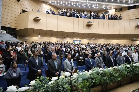 جشن با شکوه شکرانه دانش 