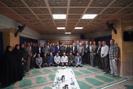 نشست صمیمانه رئیس و معاون توسعه دانشگاه علوم پزشکی تهران با ایثارگران  