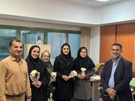 تجلیل مدیر حقوقی دانشگاه از بانوان این مدیریت به مناسبت روز زن