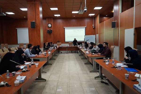 برگزاری دوره تبیین آئین نامه مهندسی و ارزیابی مشاغل در دانشگاه علوم پزشکی تهران 