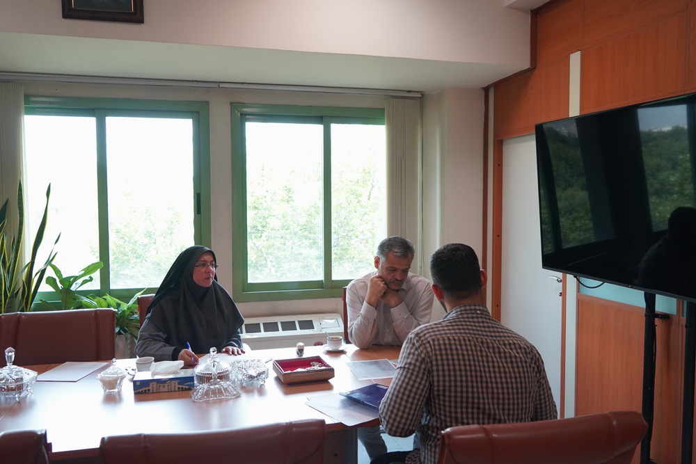 دیدار عمومی مدیر توسعه سازمان و سرمایه انسانی با کارکنان دانشگاه علوم پزشکی تهران 