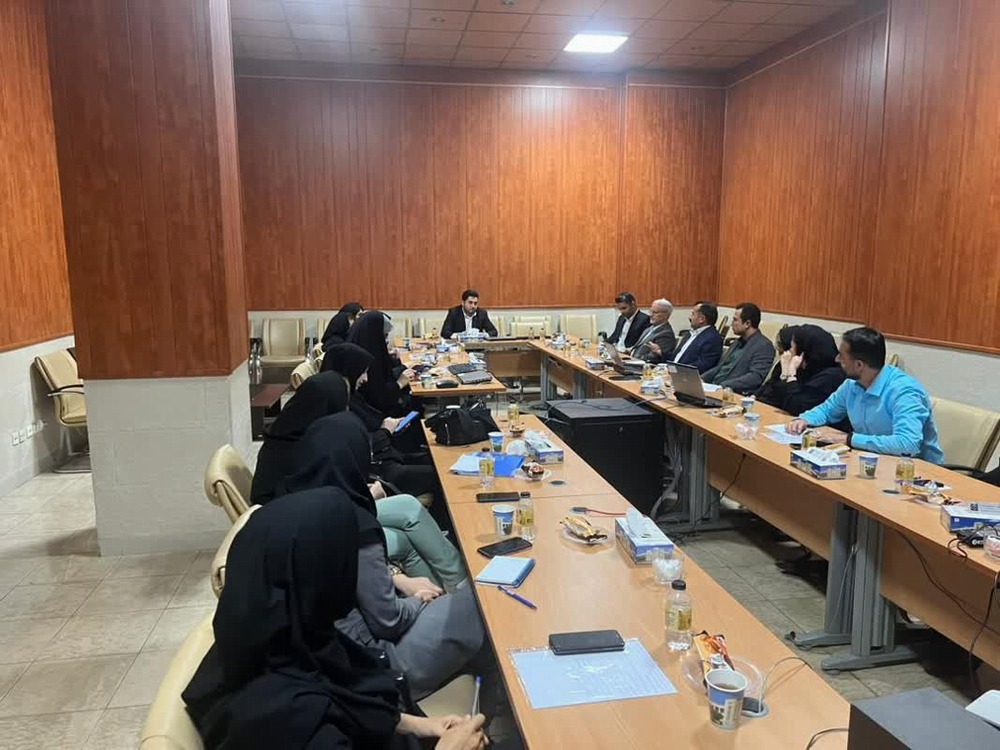 برگزاری جلسه کارگاه حقوقی در دانشگاه علوم پزشکی تهران