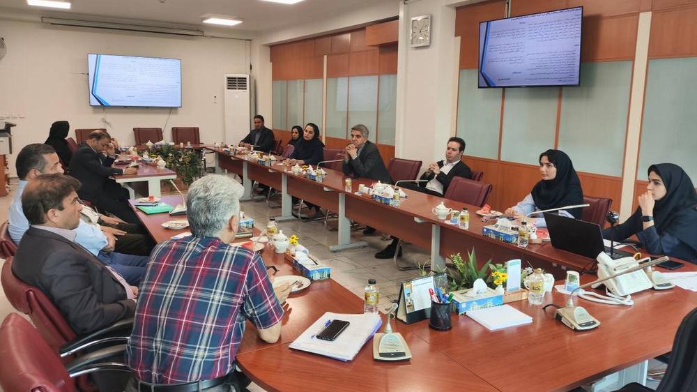 تشکیل دومین جلسه شورای پژوهشی HSR در معاونت توسعه علوم پزشکی تهران؛ داوری اولیه ۱۰ طرح پژوهشی در راستای «ارتقای بهره‌وری»
